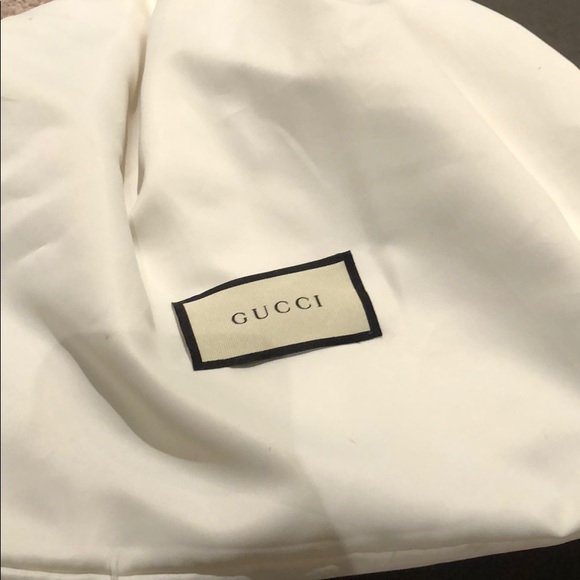 SOLD! Authentic Gucci GG Marmont small matelasse - Picture 6 of 8